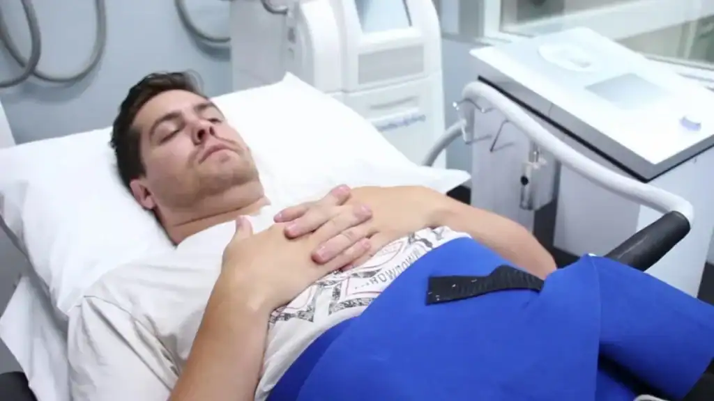 Transforming Bodies: Celebrity Success Stories and the Truth Behind Body Contouring 2 Image of male having body contouring Midlands treatment